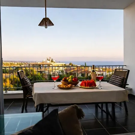 Panoramic Sunset Sea View, Pool, Near Coral Bay Apartment Peyia